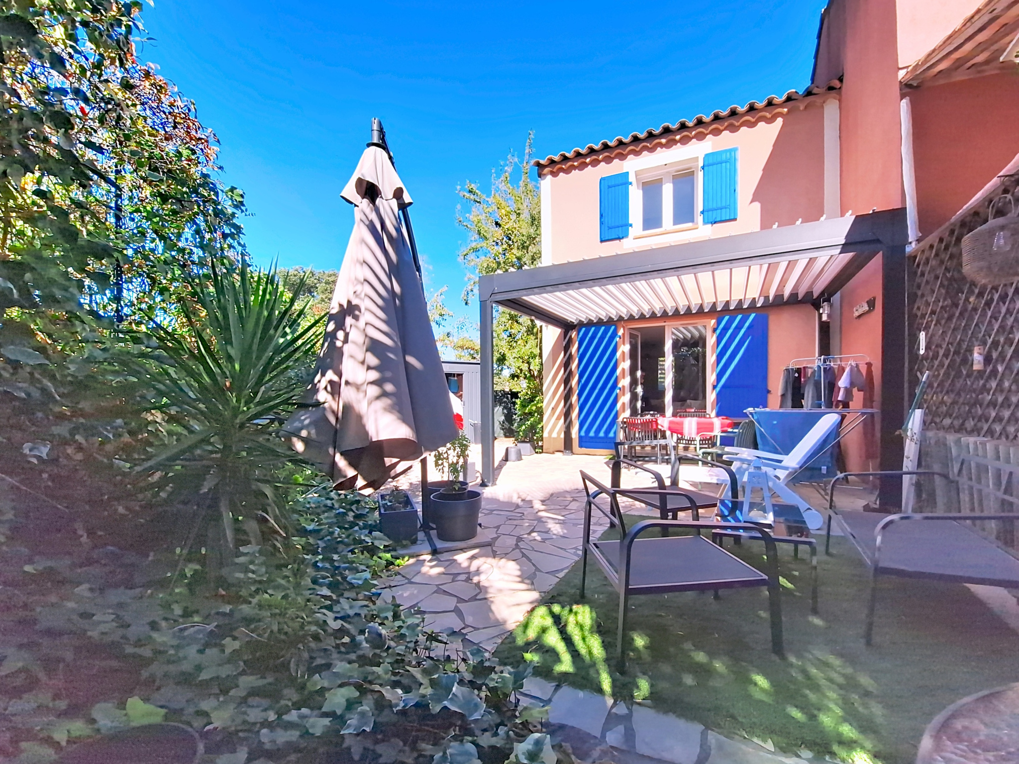 VILLA 3 PIECES TOUR DE MARE