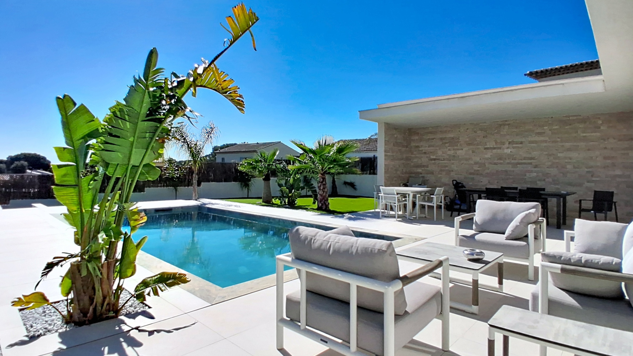 Maison 5 pièces 195m2