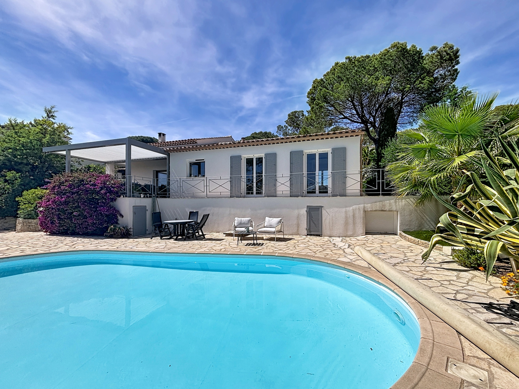 VILLA 152 M2 – PISCINE – VALESCURE