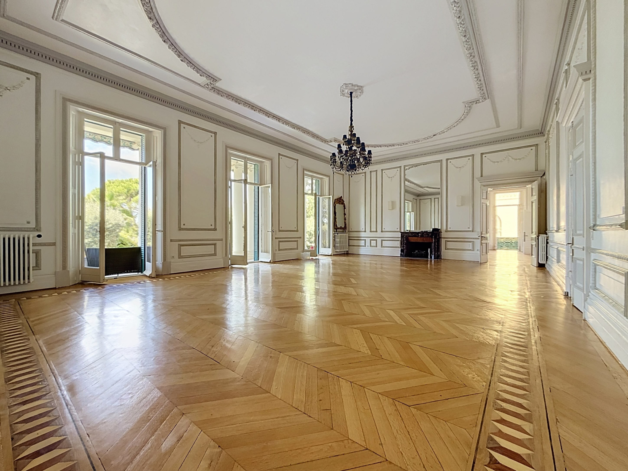 CANNES – Appartement 407m2 – 8 pièces