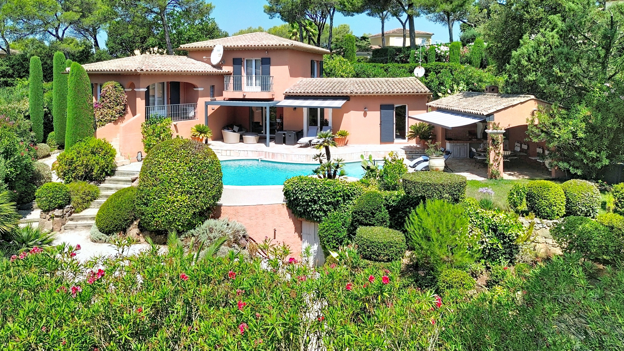 VILLA 6 PIECES VUE VERDURE